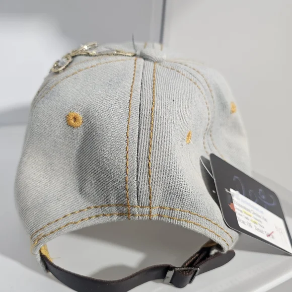 Embellished Crystal Flower Baseball Cap - Light Gray & Pink - Picture 3 of 3